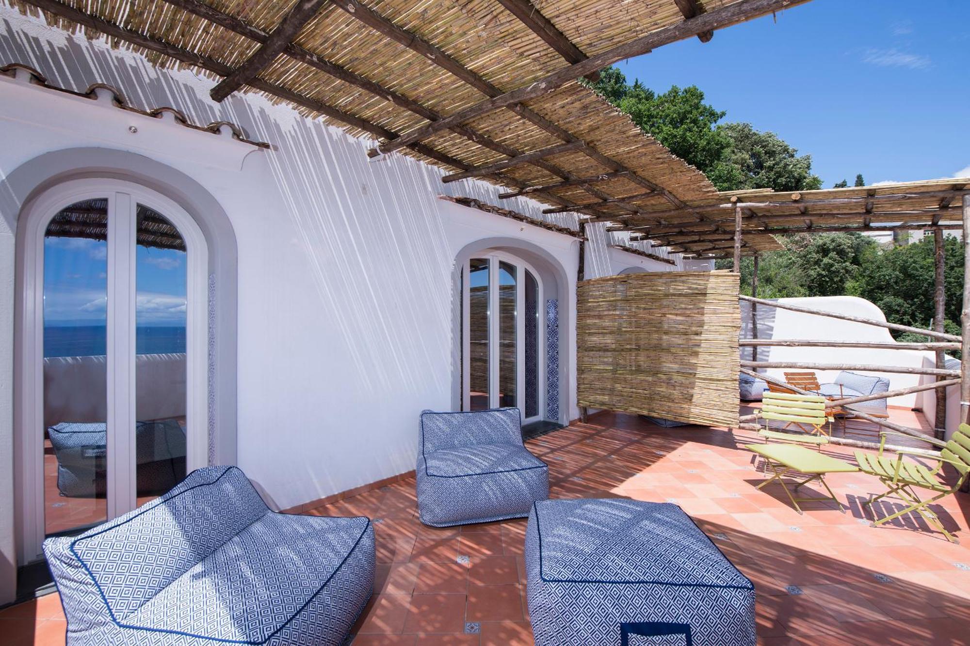Bossa Amalfi 3*