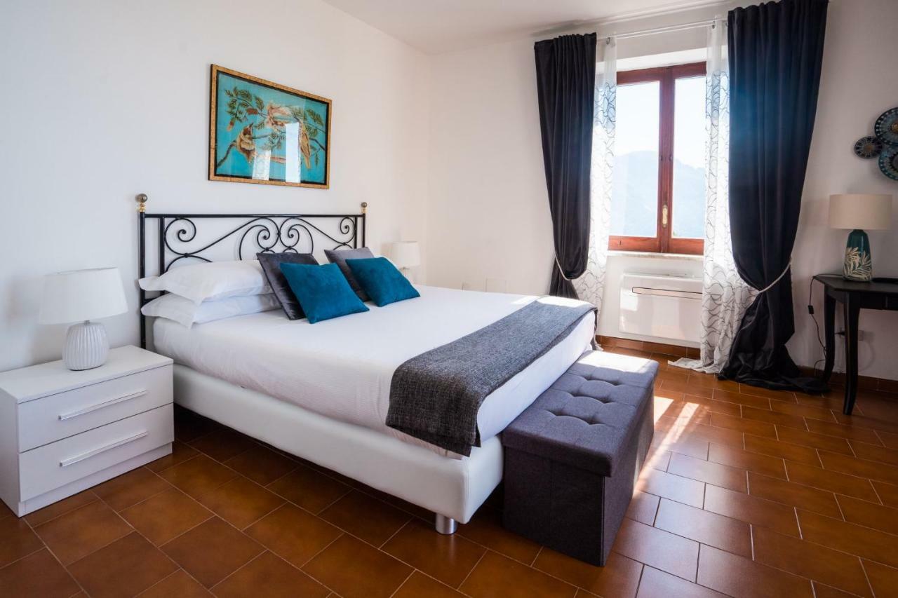 Sea View In With Lemon Pergola, Gardens And Jacuzzi - Ideal For Elopements * Ravello