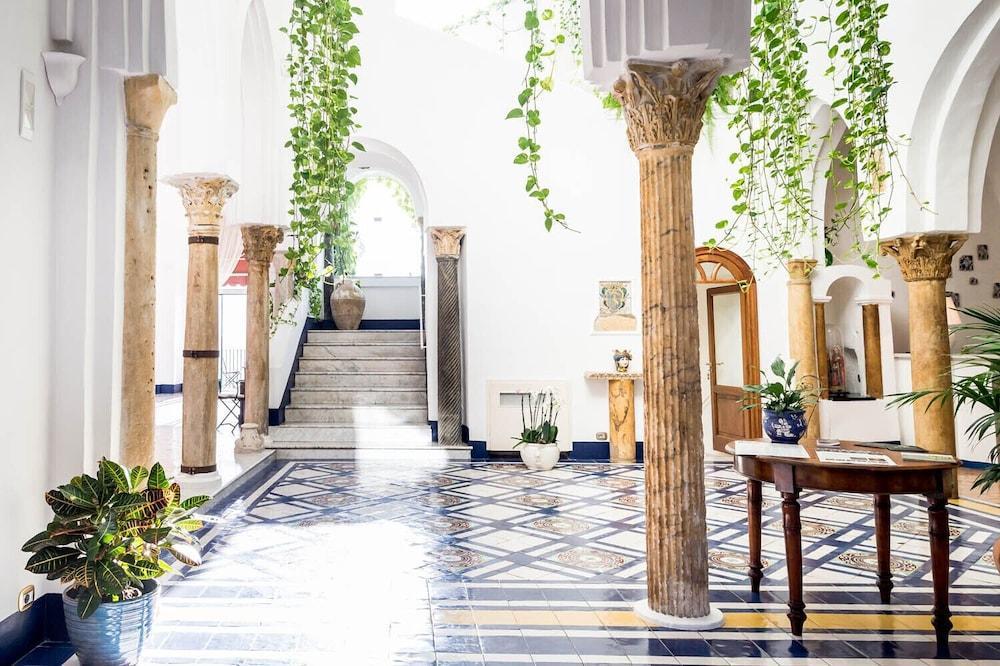 Khách sạn Palazzo Confalone Ravello