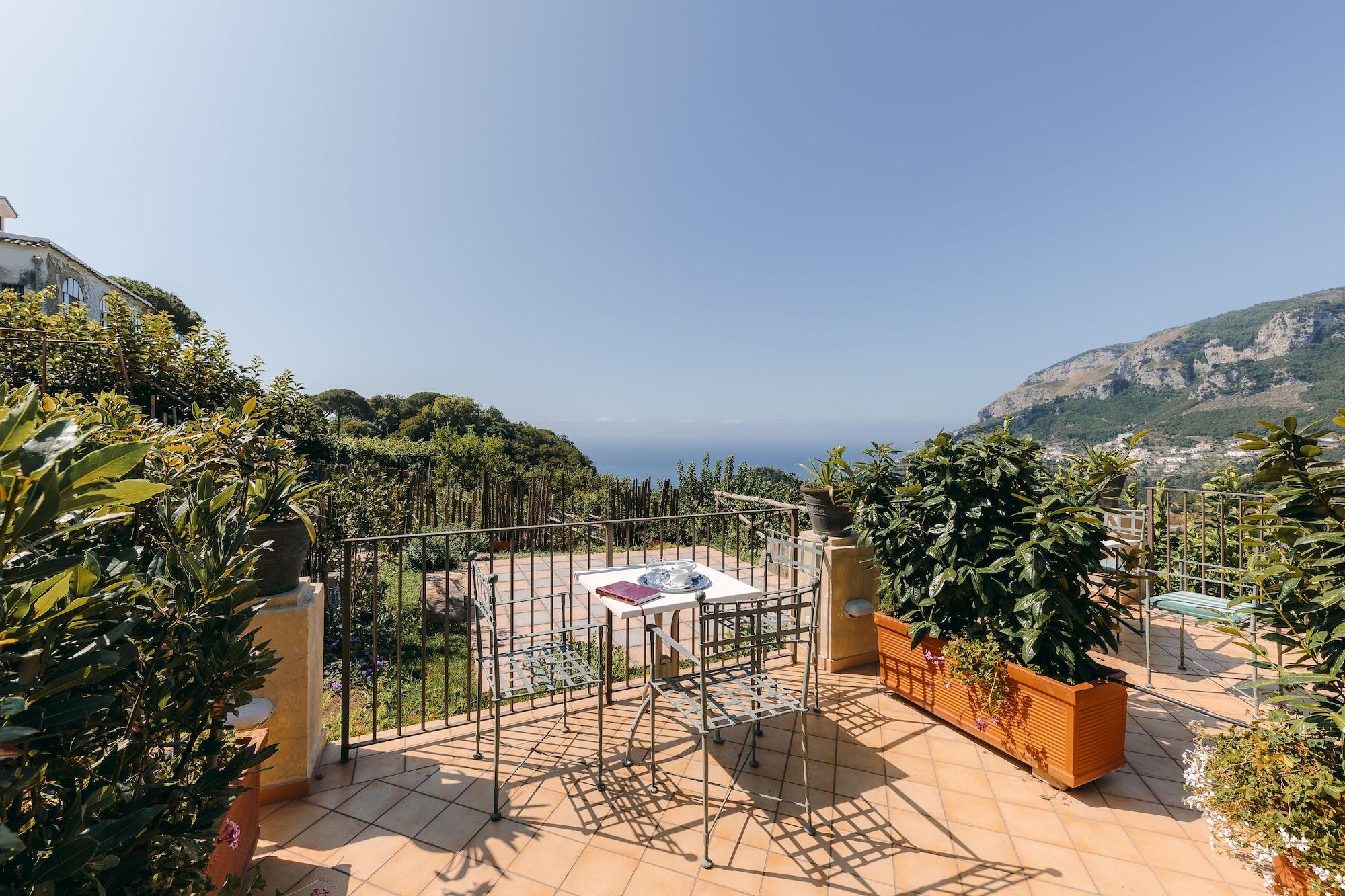 Maria Hotel 4*
