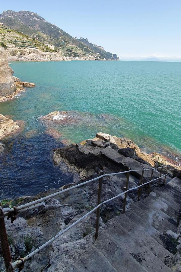 Villa Nel Blu Dipinto Di Blu