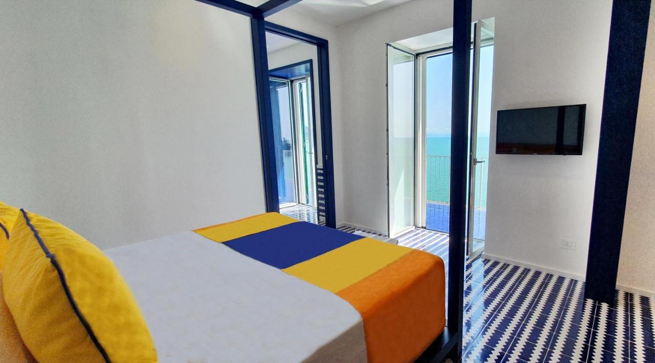 Nel Blu Dipinto Di Blu Ravello