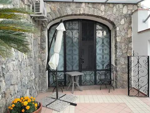 La Dacia Di Gina Bed & Breakfast *