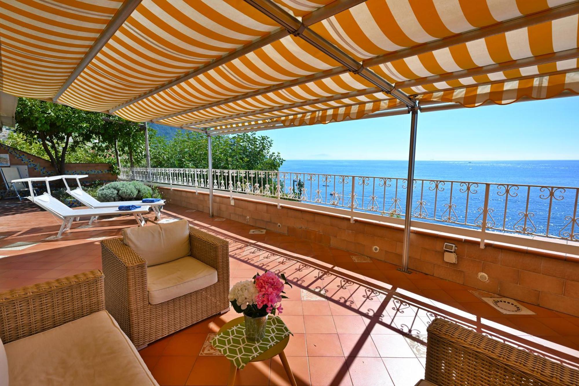 Ravello Art Apartments