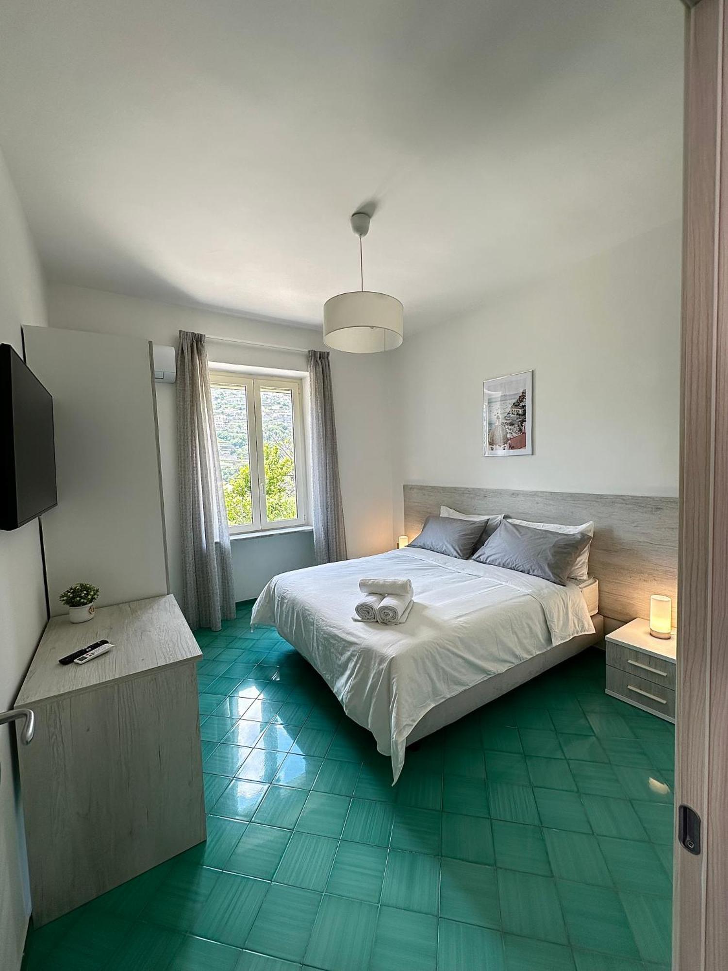 Simona House Holiday home *