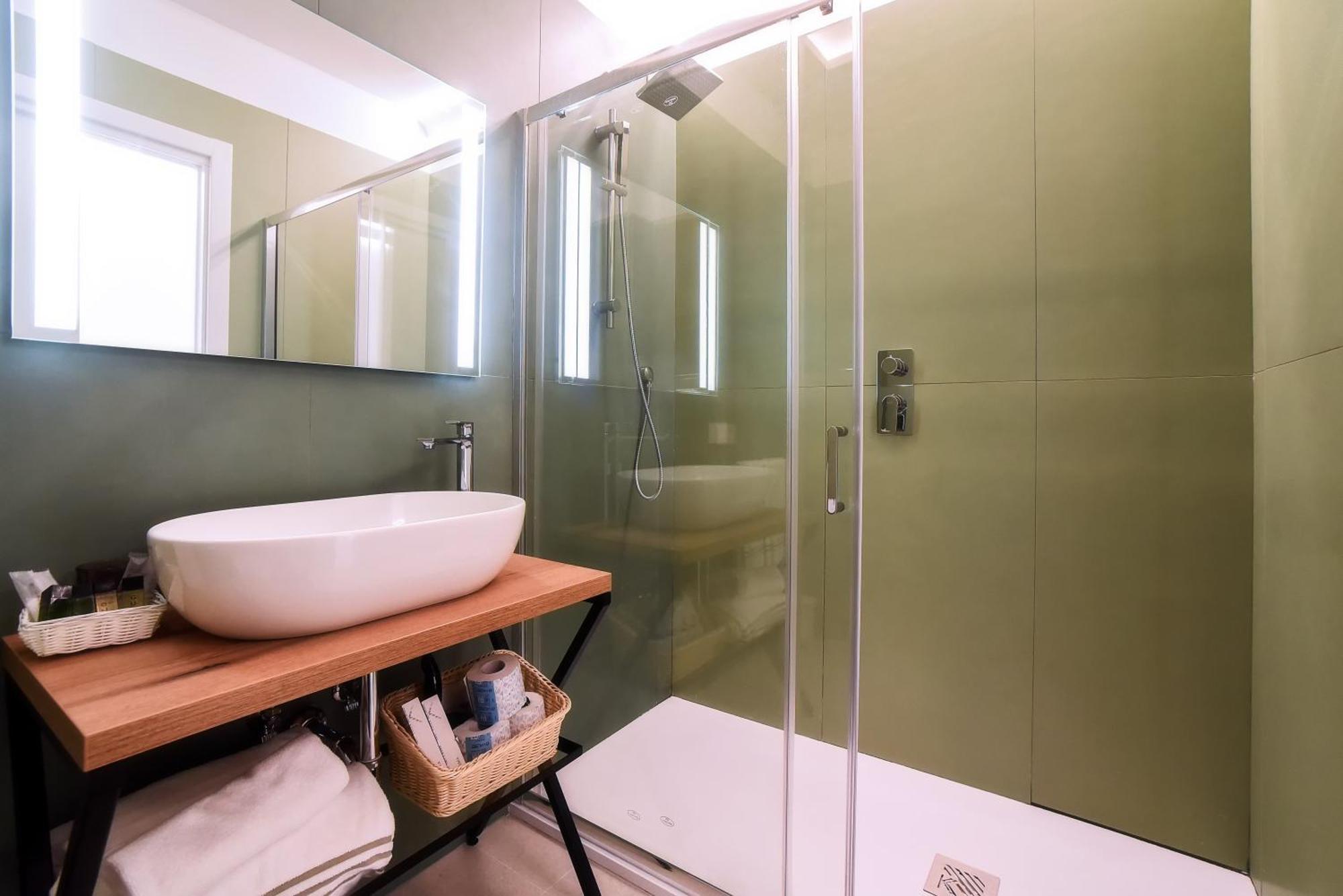 Garden Hotel 3*