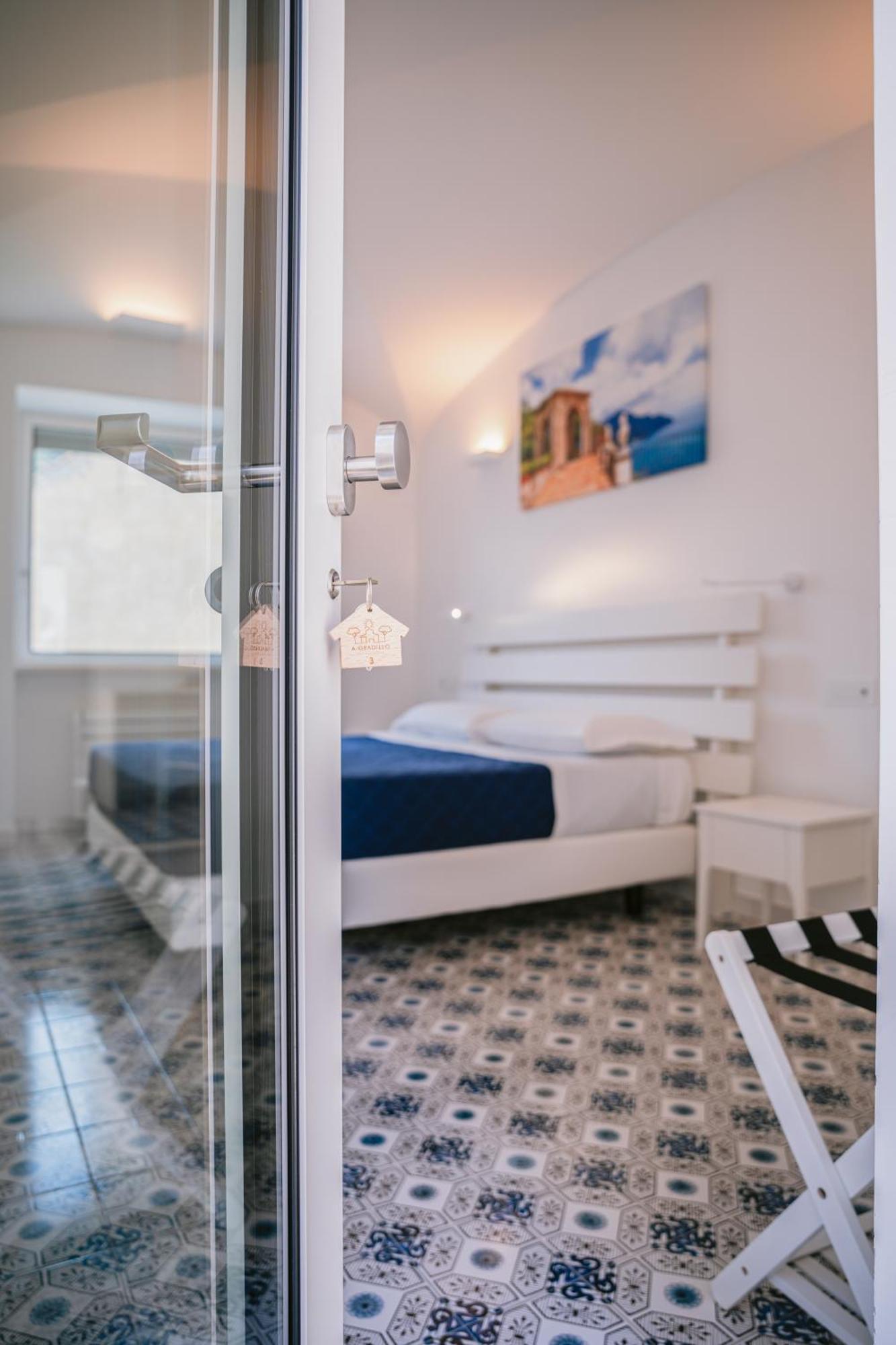 A Gradillo Guest house *