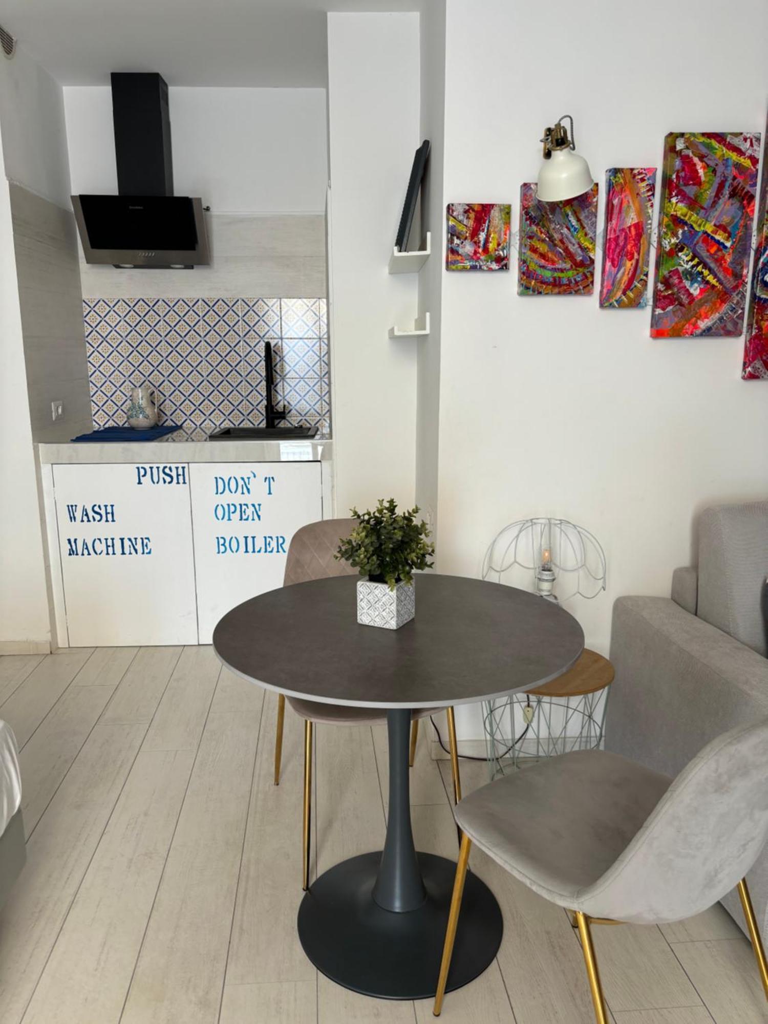 Chez-lu Holiday home *
