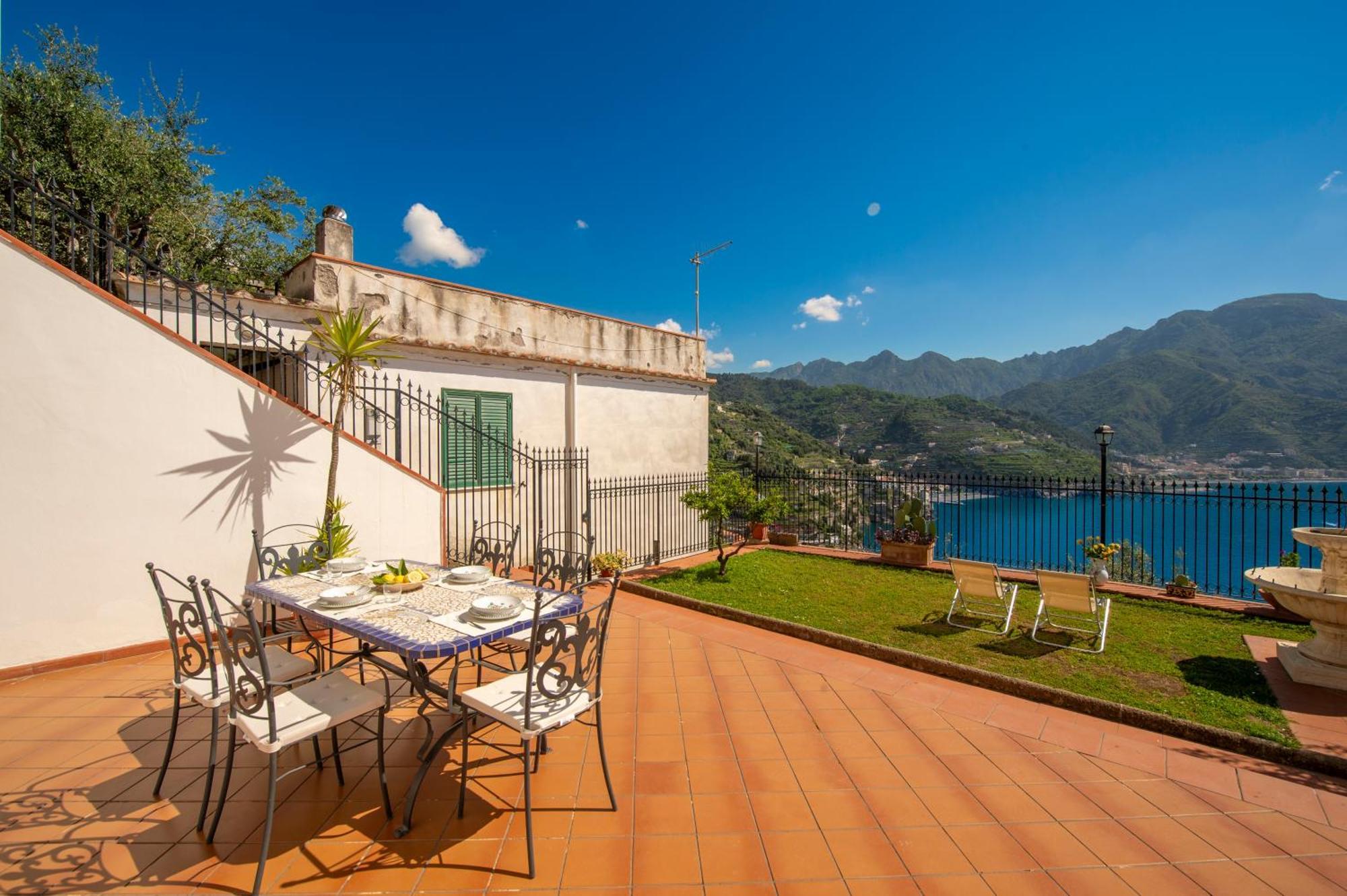 Il Lupo Felice Villa Ravello