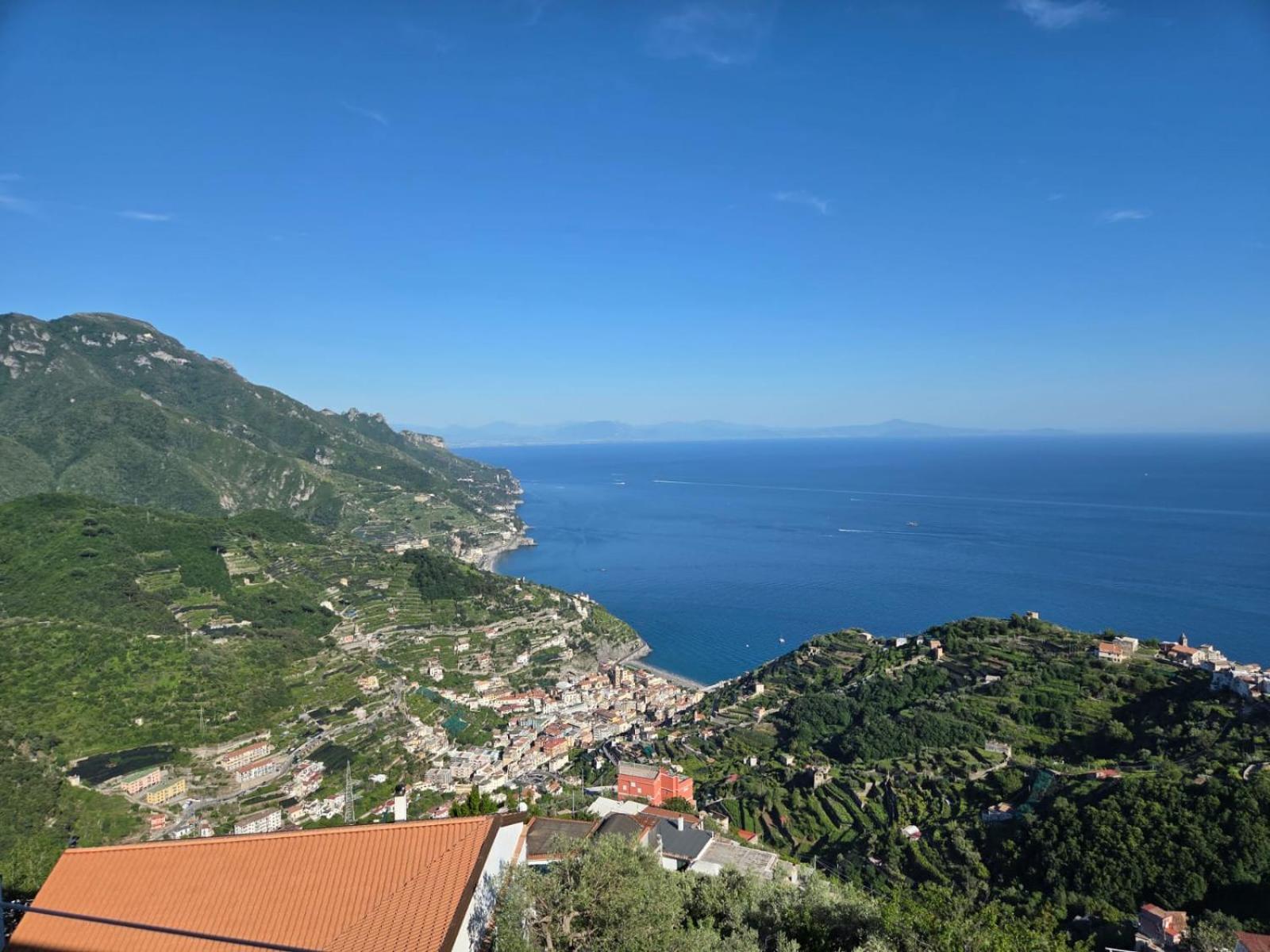 Tra Cielo E Mare Ravello