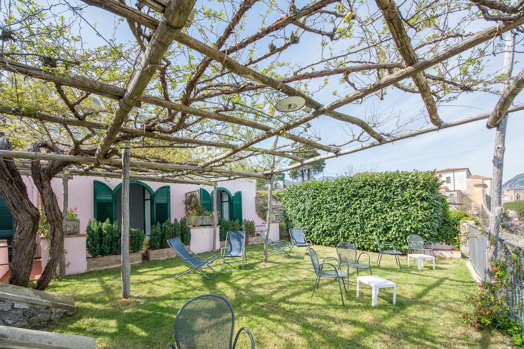 Villa Amore Khách sạn
