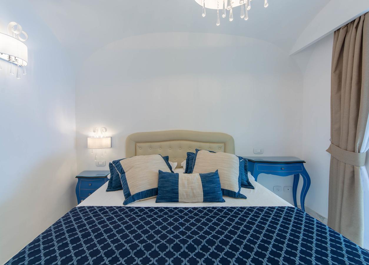 Villa Amore Khách sạn 4*