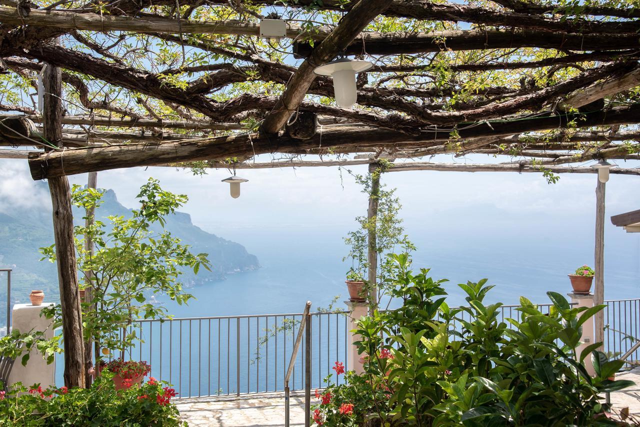 Villa Amore Khách sạn 4*