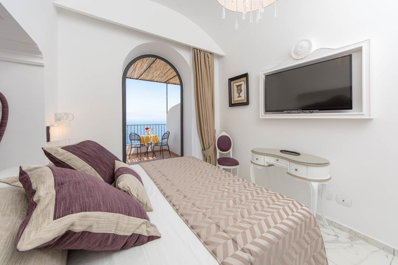 Villa Amore 4*