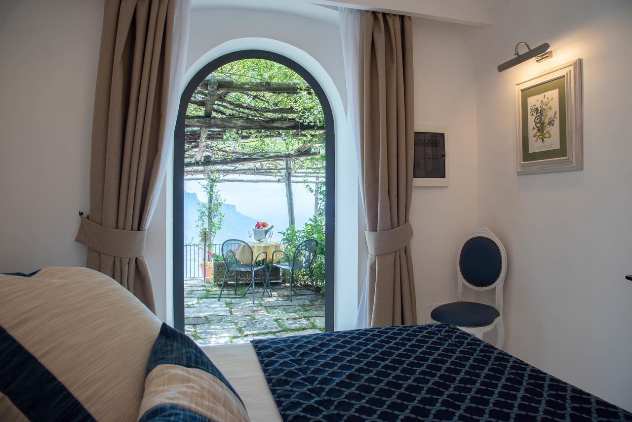 Villa Amore 4*