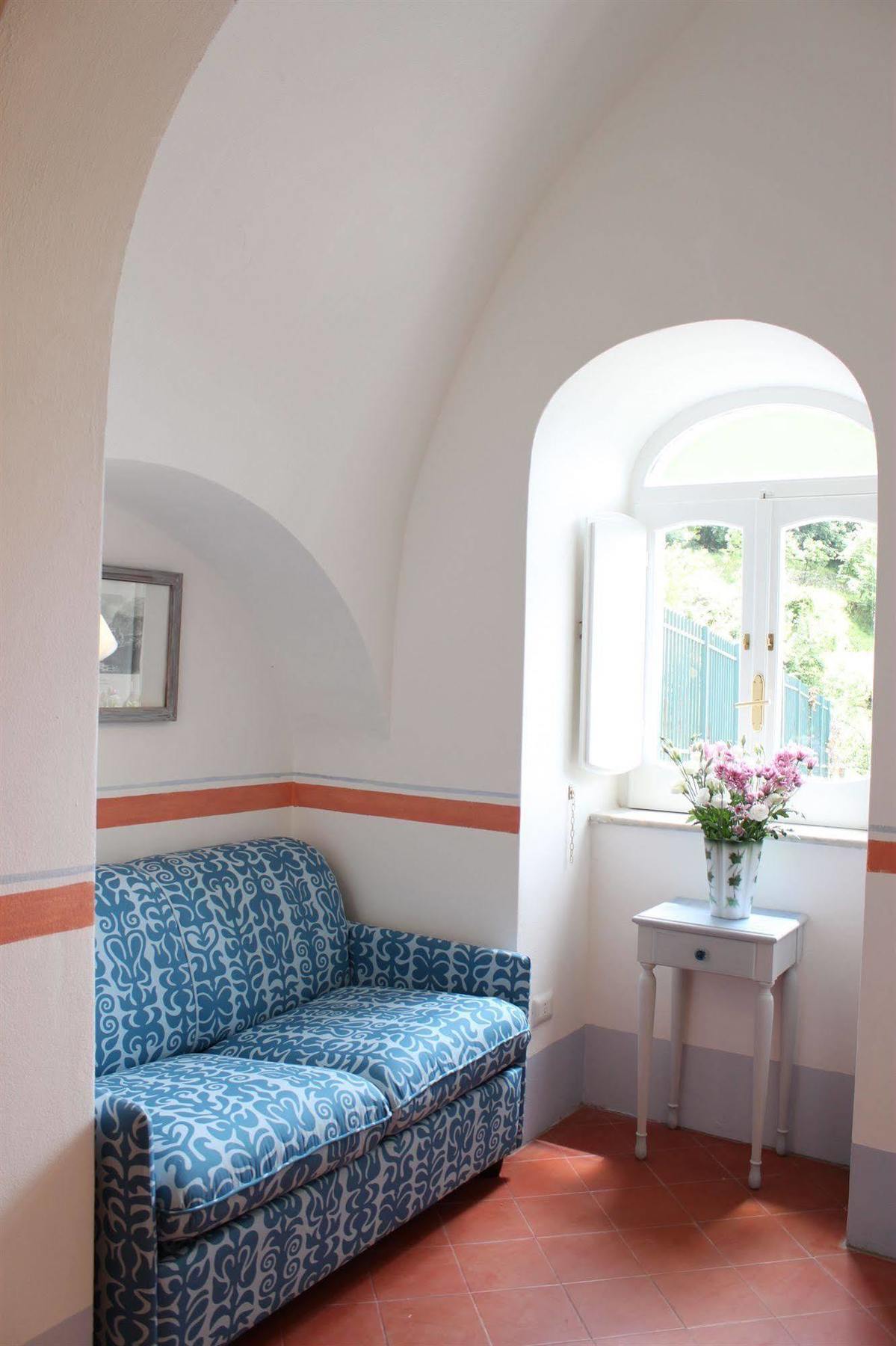 Torre Dello Ziro Holiday home *